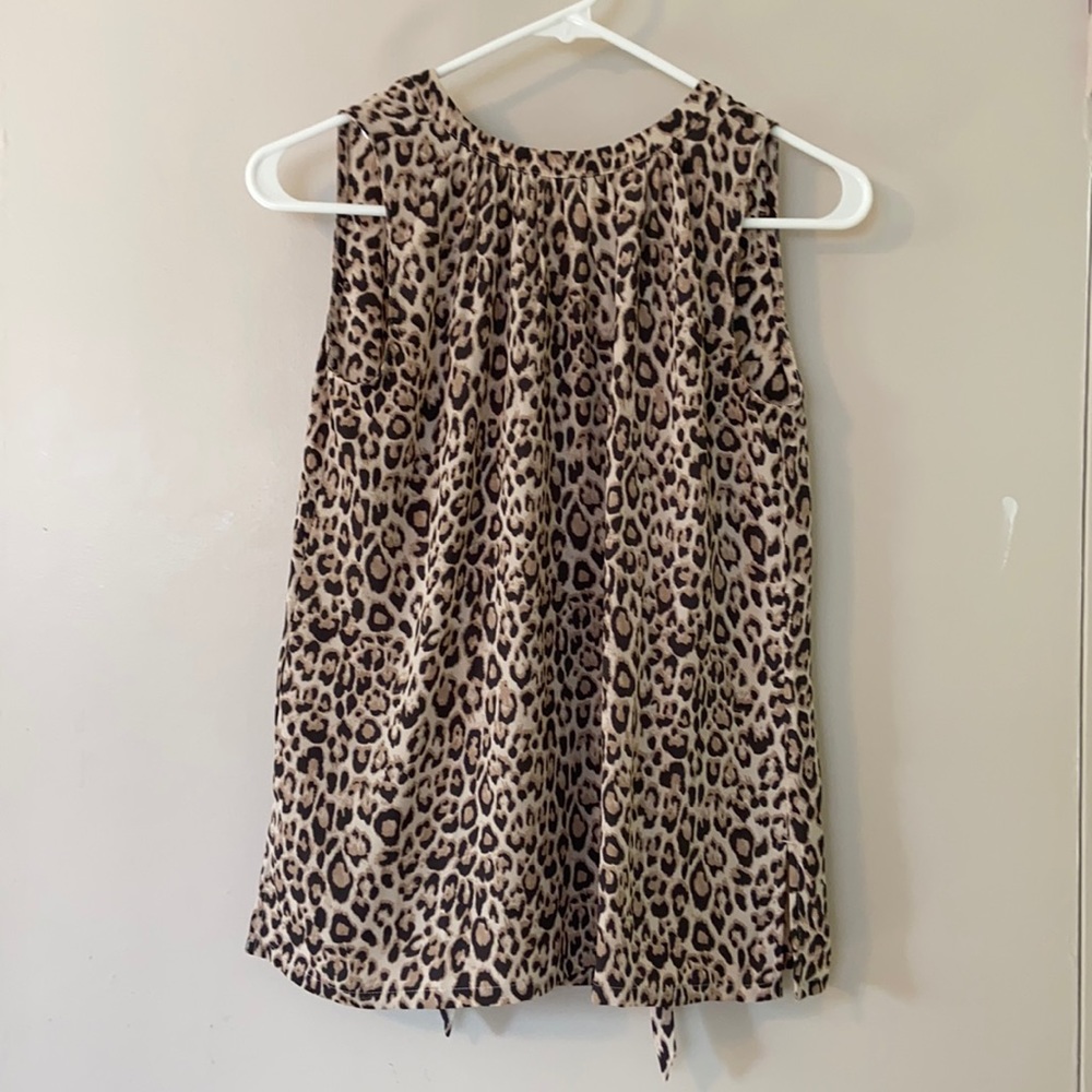 High neck leopard print blouse